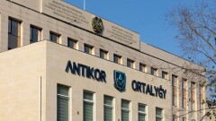 В Антикоре ответили на обвинения в том, что бывшего полицейского незаконно держат 11 месяцев под стражей