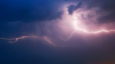 Дожди, грозы, пыльные бури. Какая погода ждёт казахстанцев с 9 по 11 мая