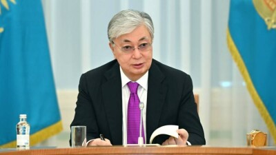 Токаев поручил бороться с финансовыми пирамидами и развивать ядерную энергетику