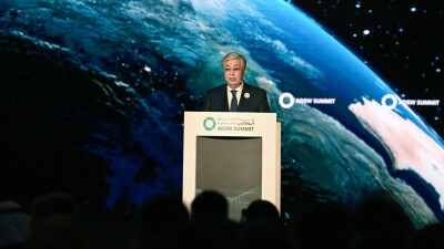 Токаев: Ветер и солнце могут сделать Казахстан лидером