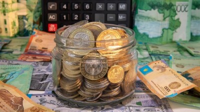 Депутат мажилиса предлагает отказаться от МРП при расчёте социальных выплат