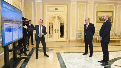 Токаеву представили проект по производству "зелёного" водорода в Мангистауской области