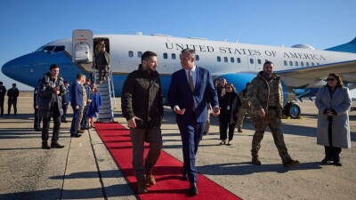 Владимир Зеленский прибыл с визитом в США