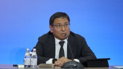 Досаев: Старые панельные дома в центре Алматы нужно снести