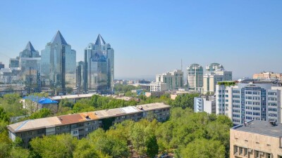 Аким Алматы доложил Касым-Жомарту Токаеву о развитии общественного транспорта и ремонте дорог