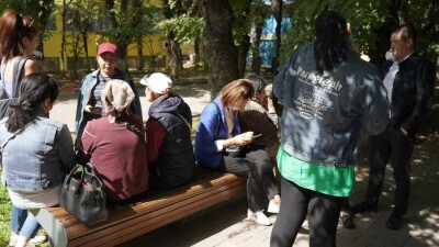 Митингующие сотрудники "Казпочты" в Алматы согласились вернуться к работе