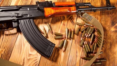 Двух россиян и украинца арестовали в Албании при попытке прорваться на военный завод