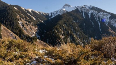"Опасно для жизни". Не ходить в горы из-за камнепадов посоветовали алматинцам