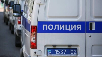 Казахстанец разбросал на дороге шипы, чтобы скрыть свою плантацию марихуаны