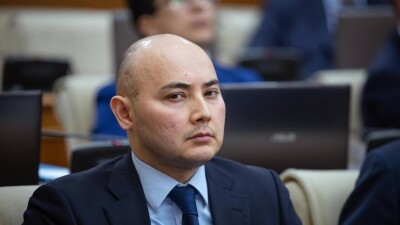 Куантыров: Запрет вейпов – не панацея, хотя лично поддерживаю