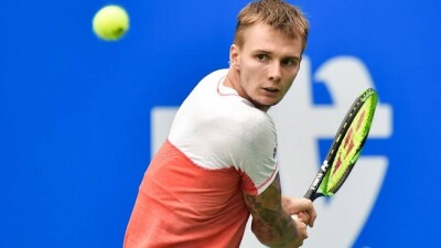 Теннисист Александр Бублик обыграл Энди Маррея в Индиан-Уэллсе