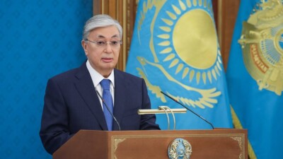 Токаев: Только 15% запланированных инвестпроектов реализовали в Казахстане за 2022 год