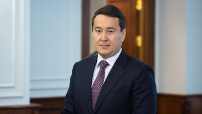 Ерлан Кошанов предложил кандидатуру Алихана Смаилова на пост премьер-министра РК
