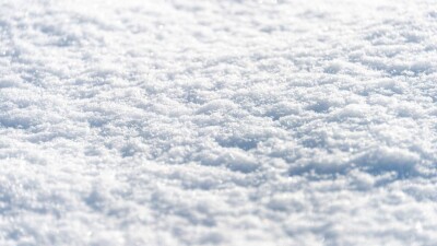 30 часов снегопада: в Усть-Каменогорске выпало больше метра снега
