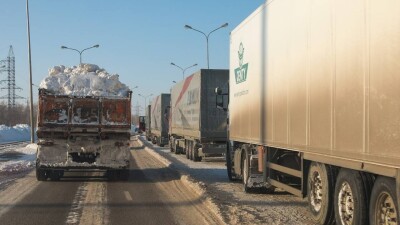 Трассу Уральск – Атырау закрыли из-за дождя и гололёда