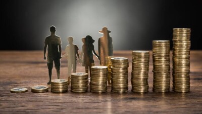 В каком возрасте будут уходить на пенсию казахстанки после 2028 года?