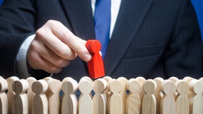 "Люди – новая нефть". Казахстан начинает охоту за квалифицированными иностранцами