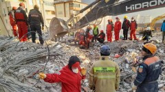 "Работали по 16 часов": как казахстанские спасатели помогали Турции