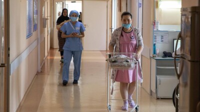 Новые больницы в сёлах, онкоцентры и производство лекарств. Как Минздрав выполняет поручения президента