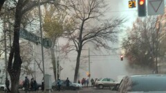 В Алматы произошёл порыв теплотрассы