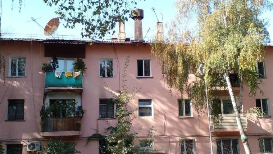 В застроенных микрорайонах Алматы ищут свободные места, где можно спрятаться при землетрясении