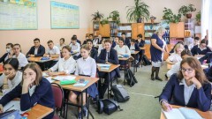 Школьникам официально разрешат носить кофты и поло вместо пиджаков и рубашек