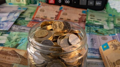 Вышедшим на пенсию после 1 января 2018 года повысили выплаты из ЕНПФ на 5%