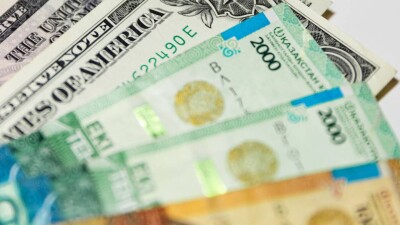 Покупательная способность средней зарплаты упала на 0,9% по всему миру