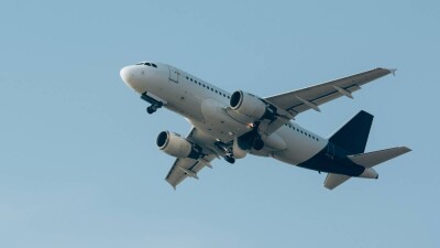 В правительстве Кыргызстана объяснили, откуда у президента частный самолёт