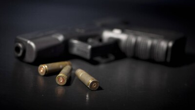 Сотрудник учебного центра МВД РК выстрелил в людей из газового пистолета в Павлодаре