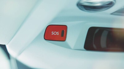 Обязательную установку тревожных кнопок в авто отложили до 1 февраля 2024 года