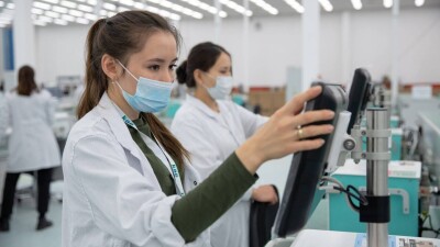 В Казахстане предлагают ввести обязательные отработки для акушеров-гинекологов в государственных роддомах