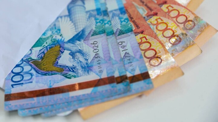 Казахстанцам вернули 7 млн тенге за навязанные им массажные накидки