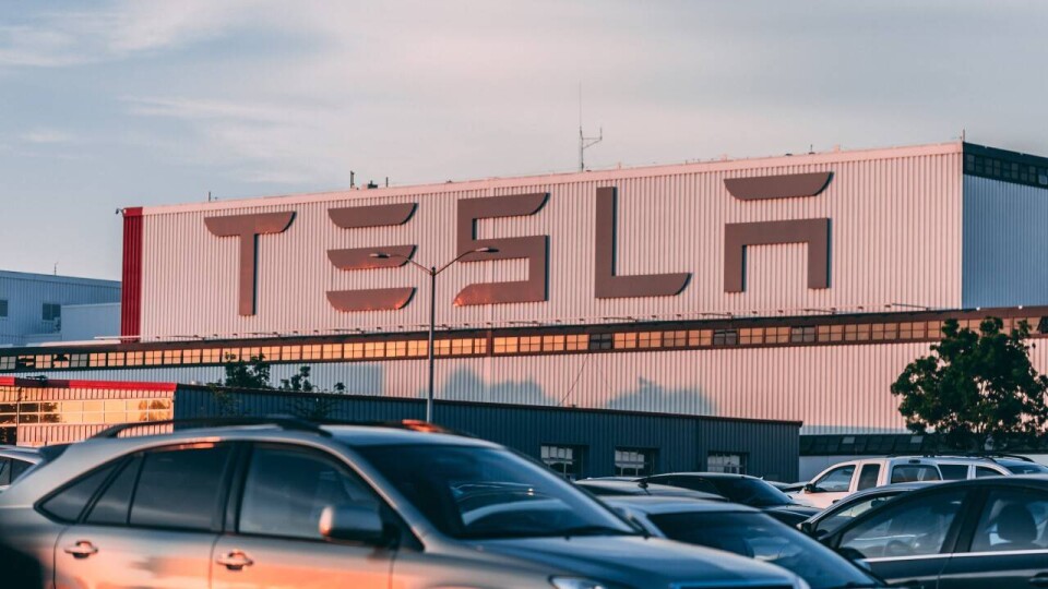 Tesla сообщила ещё о двух ДТП с участием автопилотируемых автомобилей, есть жертвы