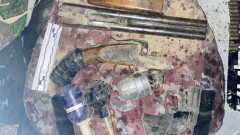 Тайник с оружием и светошумовыми гранатами обнаружили полицейские близ Талдыкоргана