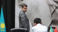 В Астане завершилась пятая партия матча за мировую шахматную корону
