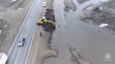 Сотню домов и более 600 участков подтопил паводок в Алтайском крае России