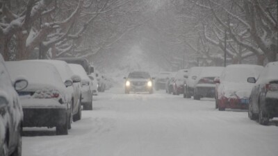 Затор в Туркестанской области: на трассе Шымкент – Тараз начали пропускать машины