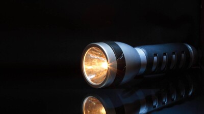 Жители Кении провели 14 часов без света. В стране второй день восстанавливают электричество