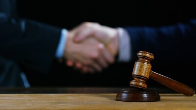 Кожаную куртку Майкла Джексона продали за более чем 300 тысяч долларов