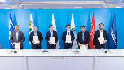 Шесть политических партий Казахстана подписали меморандум о проведении честных выборов