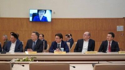 Политические партии Казахстана начали агитационную кампанию