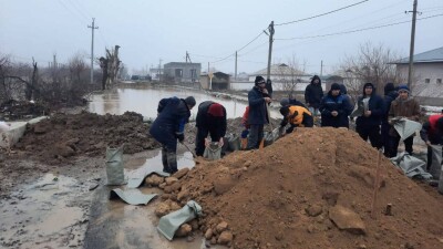 Более 180 дворов, частный дом и 11 дорог затопило во время паводка в Туркестанской области