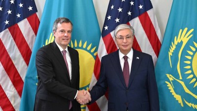 Токаев принял президента и исполнительного директора компании Wabtec Рафаэля Сантану