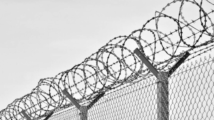 Полицейские предотвратили передачу денег заключённому в Уральске