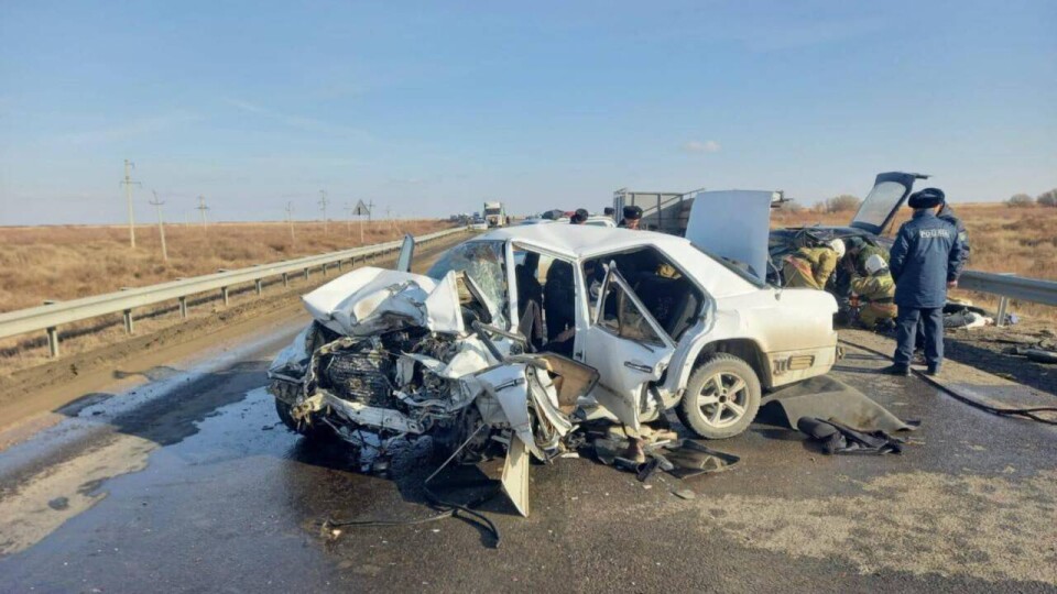 Четыре человека погибли в ДТП на трассе в Кызылординской области