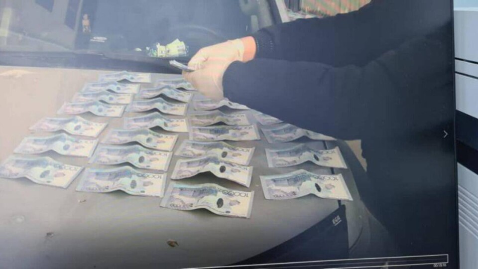 В ЗКО задержали вымогателей, обманувших казахстанца на 11 млн тенге