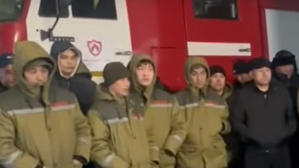 Пожарные "КазТрансОйл" заявили о невыходе на работу. Они требуют поднять им зарплату