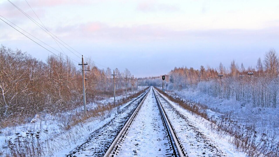 КТЖ эвакуировали более 600 человек на занесённом участке трассы Тараз – Шымкент