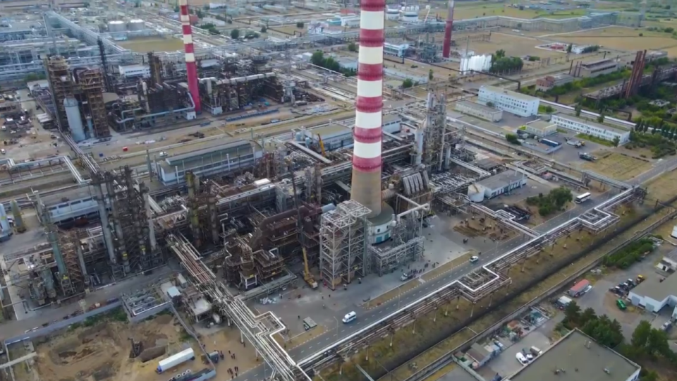 "КазМунайГаз" приостановили добычу на месторождениях Мангистауской и Атырауской областях
